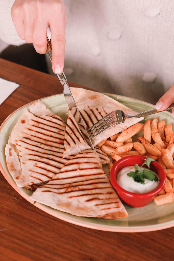 Arayes The Ultimate Guide to Lebanese Meat-Stuffed Crispy Pita