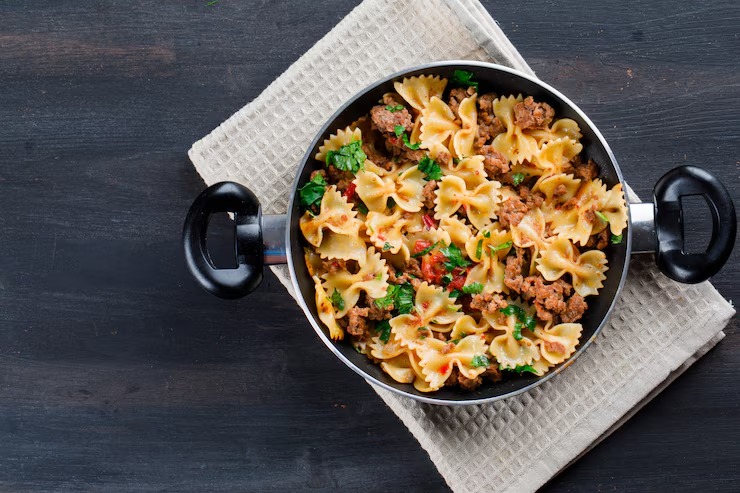 One Pot Creamy Tomato Beef Pasta Recipe You’ll Love